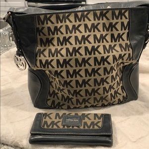 Michael Kors purse and wallet combo
